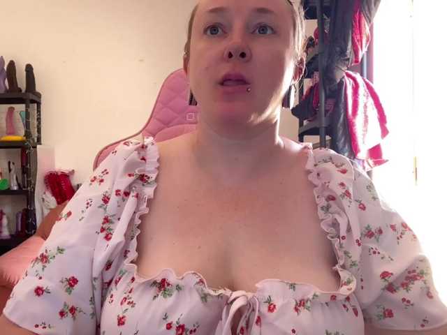 NylonQueen