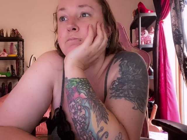 NylonQueen