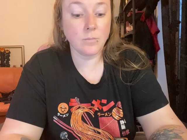 NylonQueen