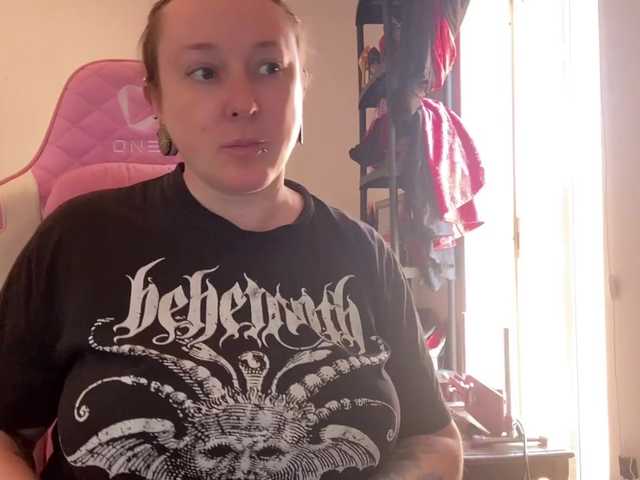 NylonQueen