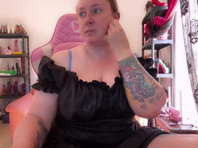 NylonQueen