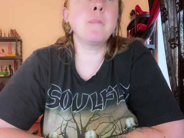 NylonQueen