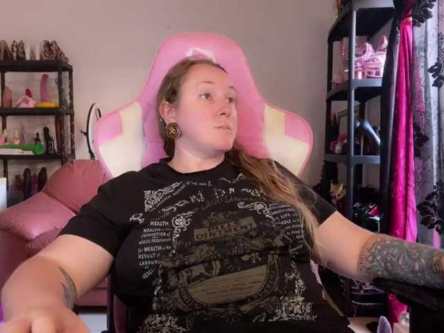 NylonQueen