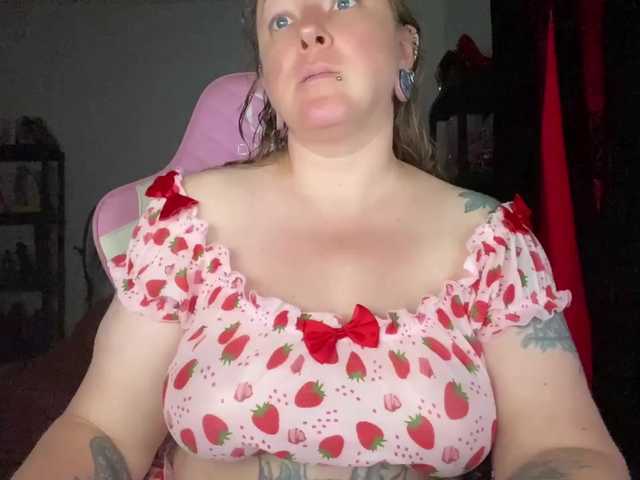 NylonQueen
