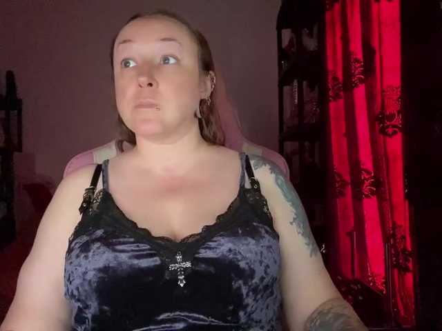 NylonQueen