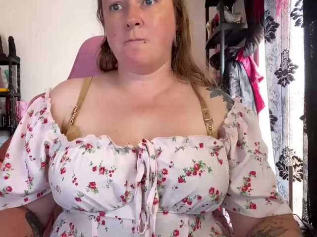 NylonQueen