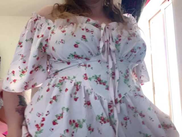 NylonQueen live cam on BongaCams