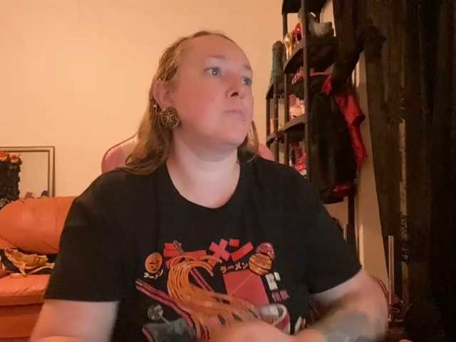 NylonQueen