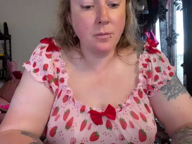 NylonQueen