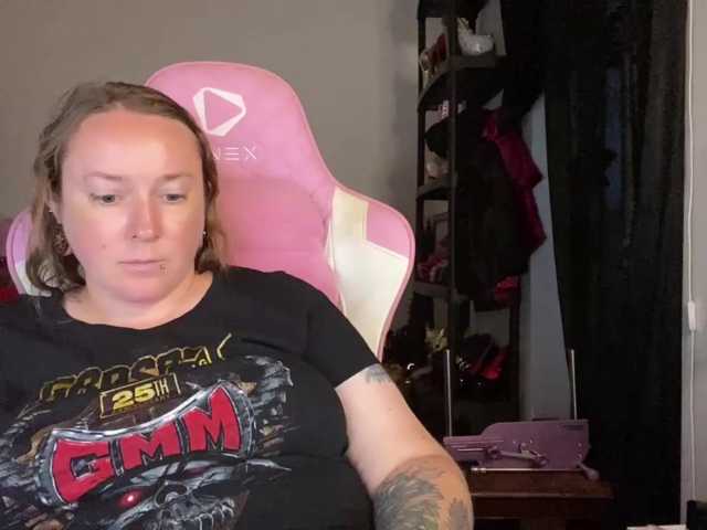 NylonQueen