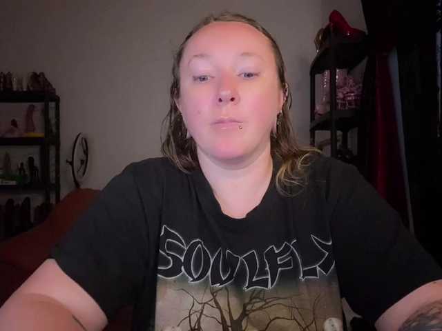 NylonQueen