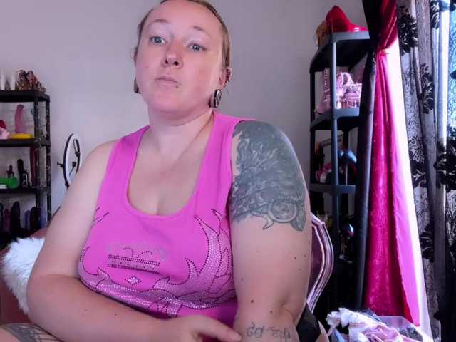 NylonQueen
