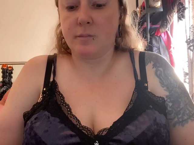 NylonQueen