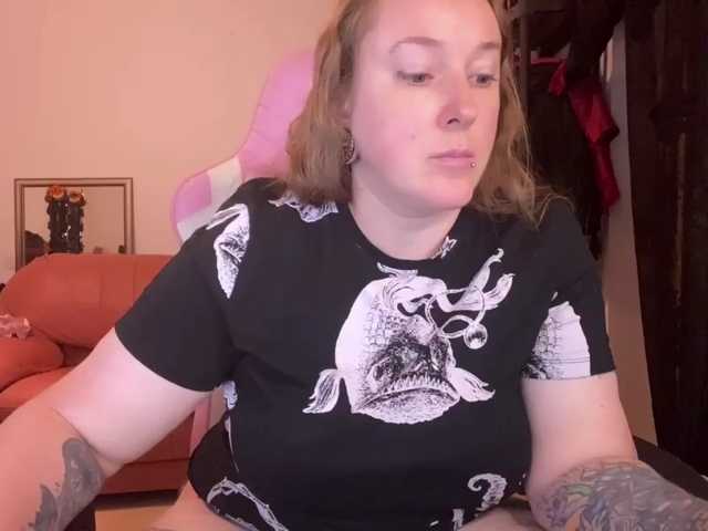 NylonQueen