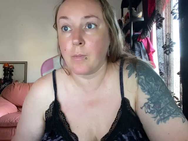 NylonQueen