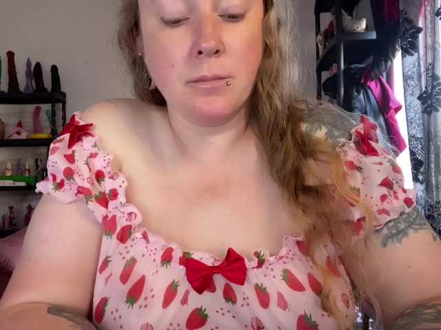 NylonQueen
