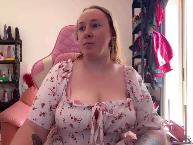 NylonQueen
