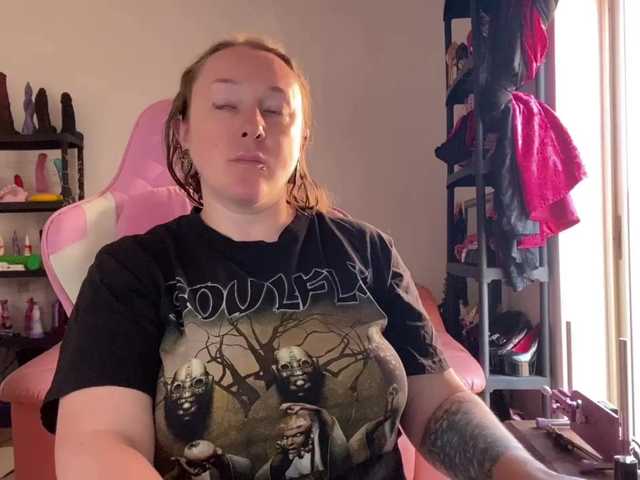 NylonQueen
