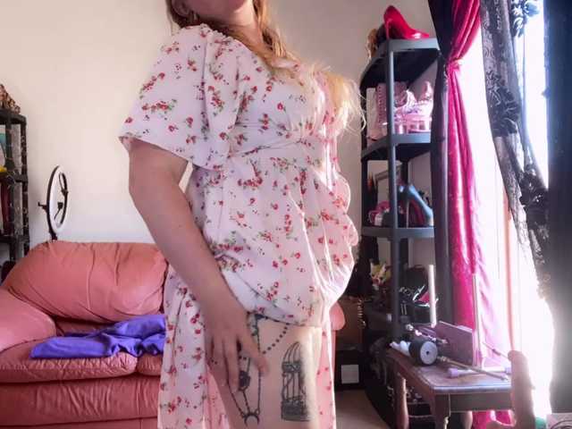 NylonQueen live cam on BongaCams