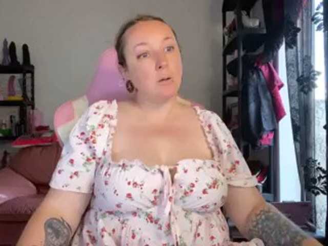 NylonQueen