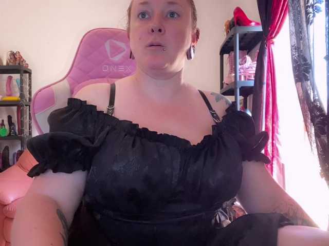 NylonQueen