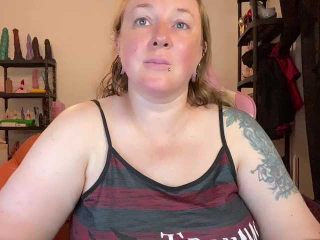 NylonQueen