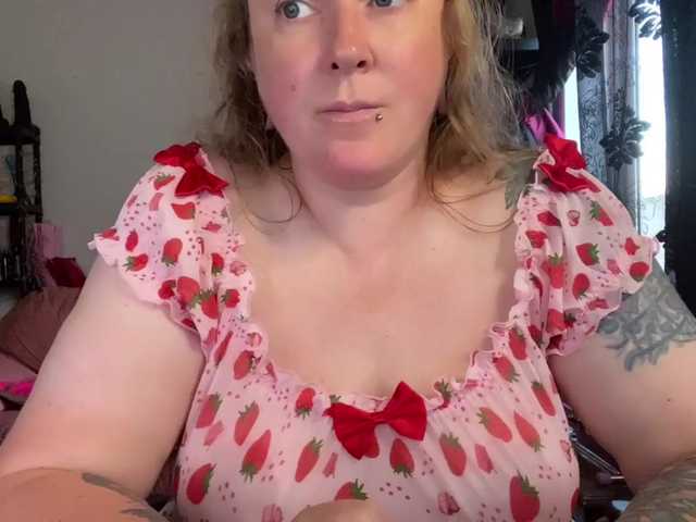 NylonQueen