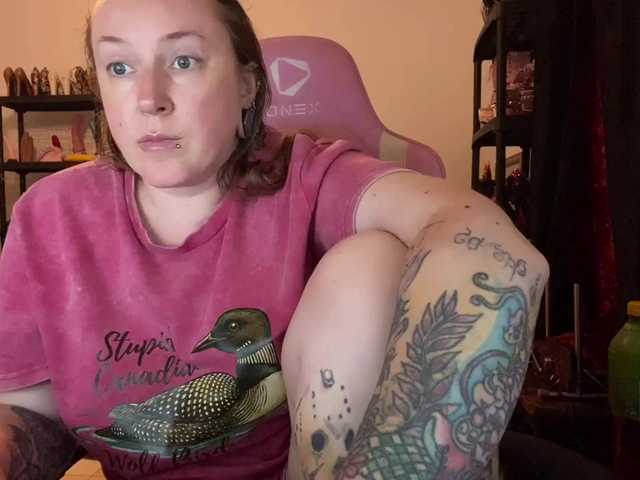 NylonQueen