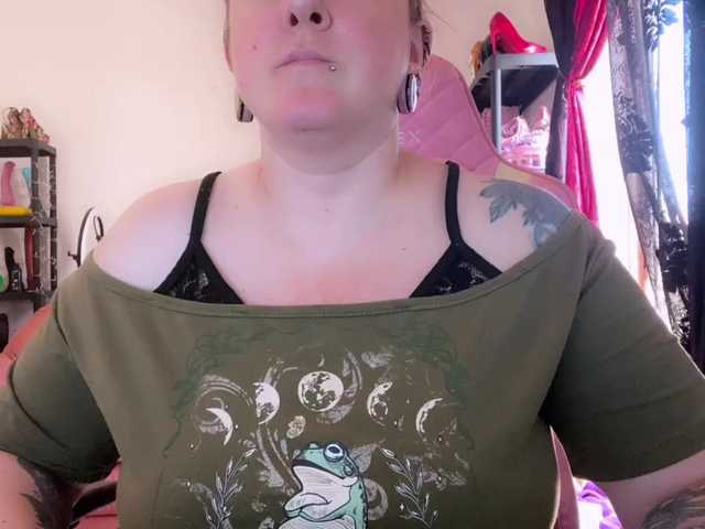 NylonQueen