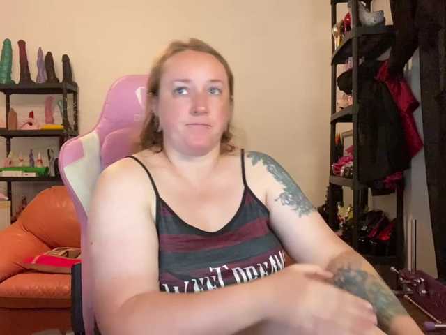 NylonQueen