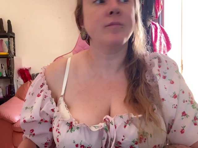 NylonQueen
