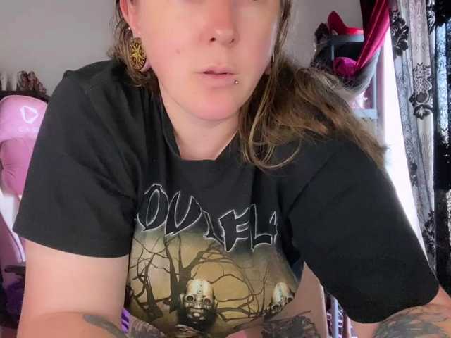 NylonQueen