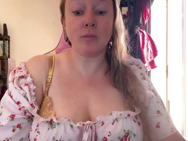 NylonQueen