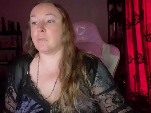 NylonQueen