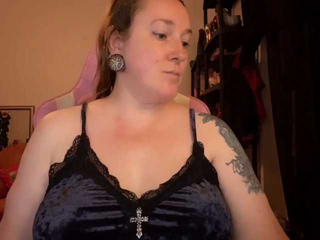 NylonQueen