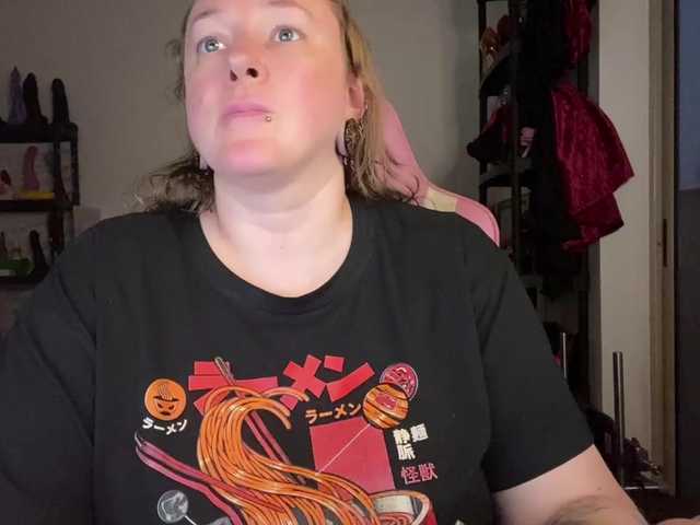 NylonQueen