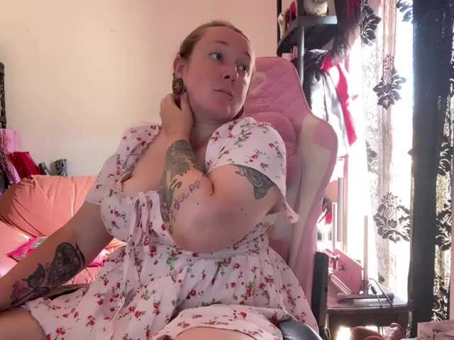 NylonQueen