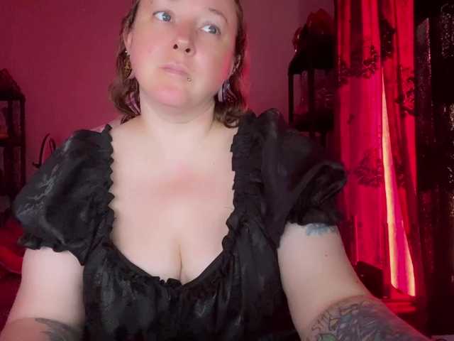 NylonQueen