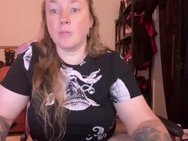 NylonQueen