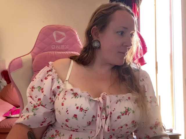 NylonQueen