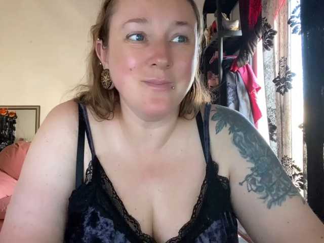 NylonQueen
