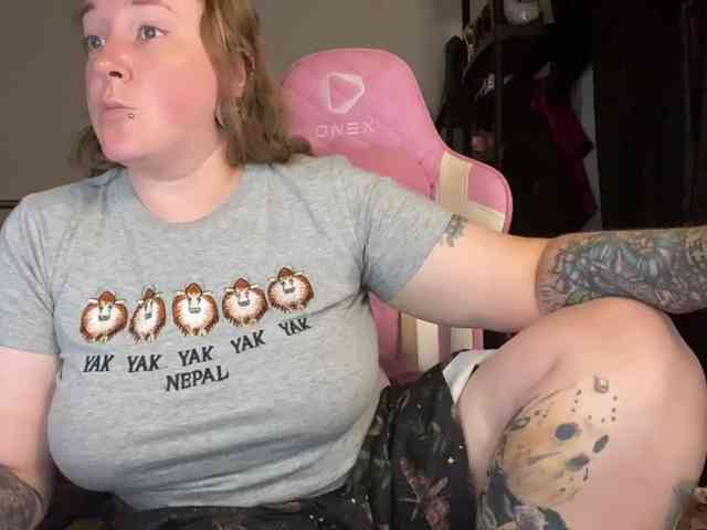 NylonQueen NylonQueen