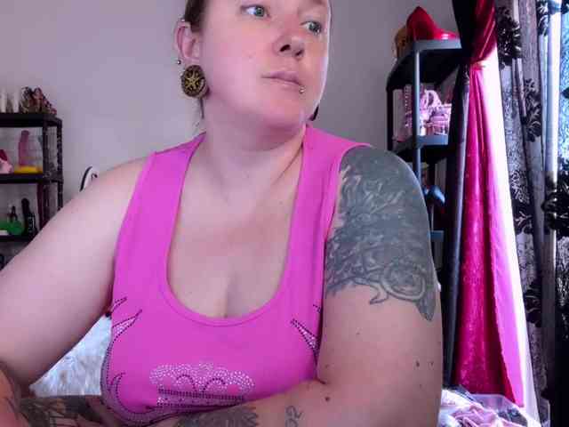 NylonQueen