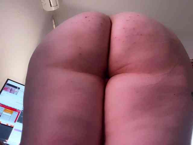 NylonQueen