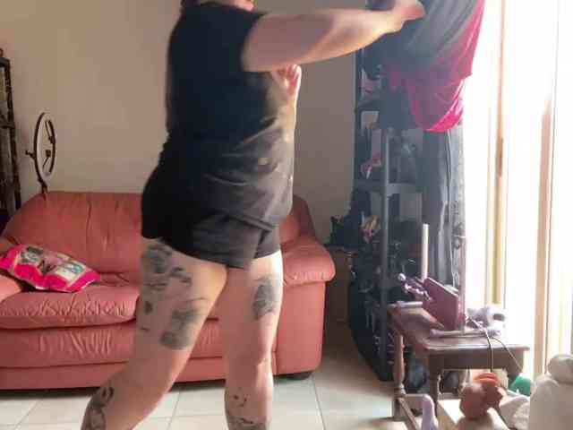 NylonQueen NylonQueen