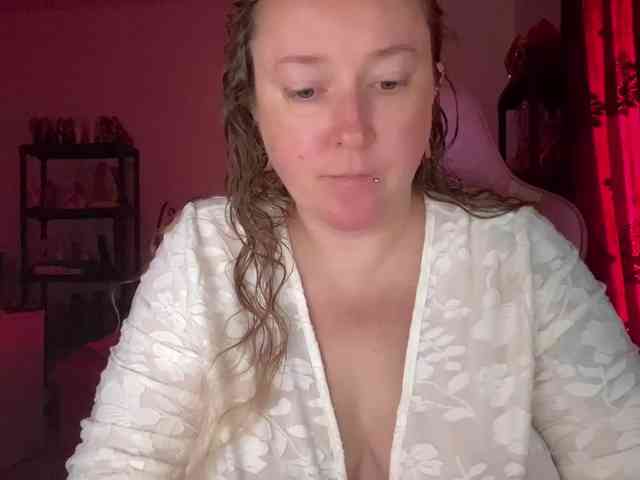 NylonQueen NylonQueen