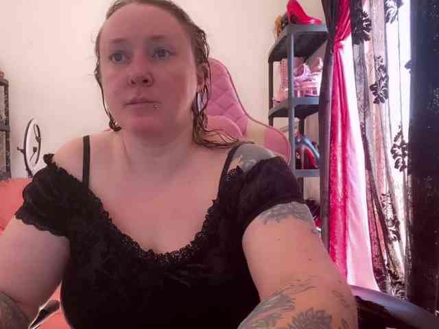 NylonQueen