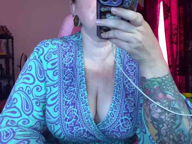 free online adult chat NylonQueen