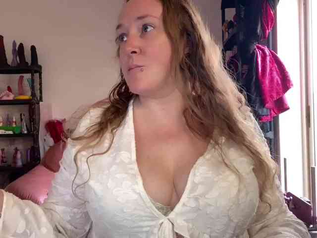 NylonQueen