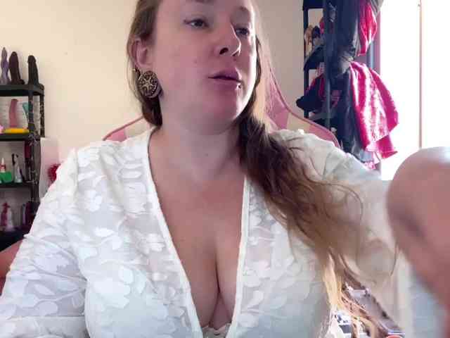 NylonQueen Live Webcam on BongaCams
